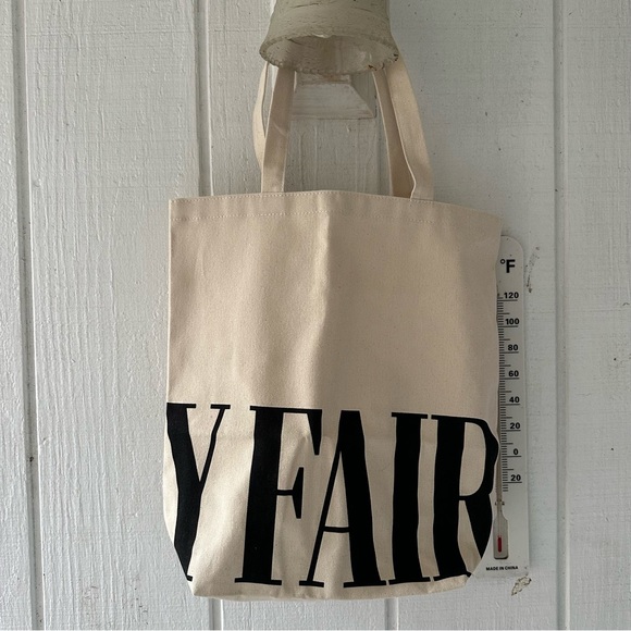 Vanity Fair canvas bag. NWOT. - Picture 1 of 4
